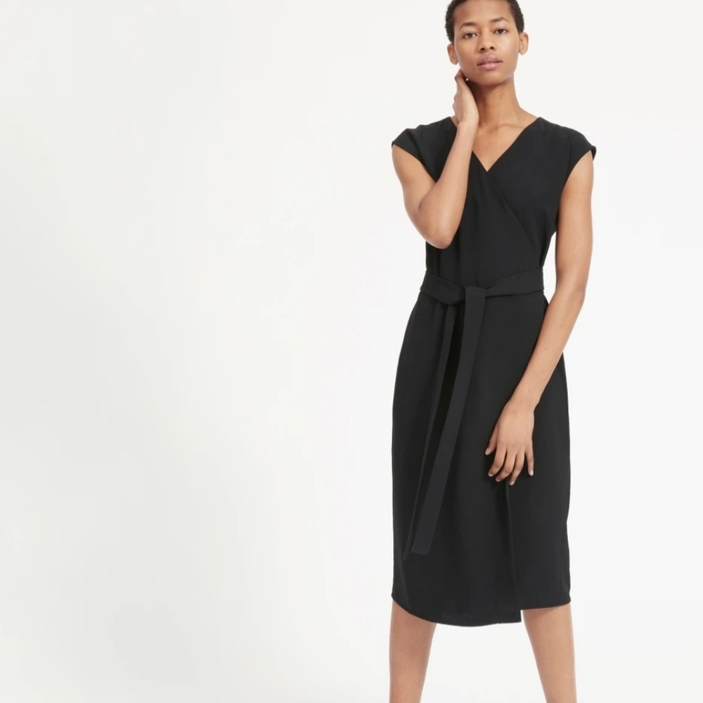 Everlane Goweave Short Sleeve Midi Dress